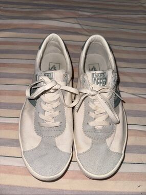 Vans low-top sneakers in white and light teal/grey